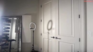 avaowenss Pillow Humping in Gstring Chaturbate