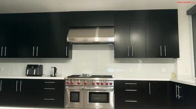 Ava Owens Stella Pearl Kitchen Cam & Hot Makeout Chaturbate