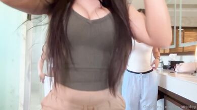 KawaiiSofey SophieRaiin PiperRockelle Striptease Onlyfans