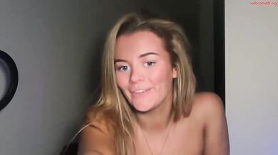 taliavaine Topless & Spread Ass in Doggy Chaturbate