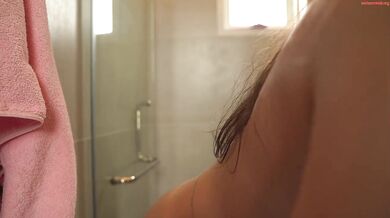 _bamby_baby_ Shower Show with Pussy Play Chaturbate