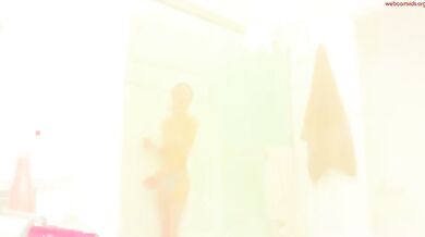 clairewalkerrr Skinny 18 Year Old Shower with Friend Chaturbate