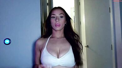 novablairr Topless Handbra Tease Chaturbate