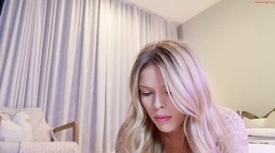 lilmish Tight Pussy Show Chaturbate