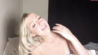 diordelilah Chaturbate Blonde Teen Strip Nude