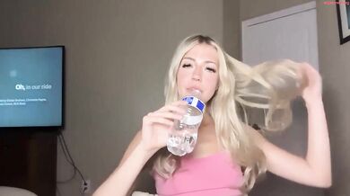 diordelilah Chaturbate Blonde Teen Strip Nude