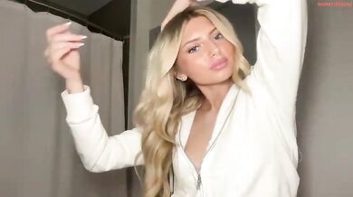 summerclarkee Handbra Tits Tease Chaturbate