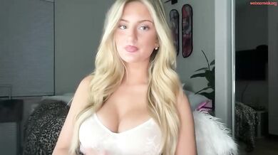 tessaxsloane Semi Transparent Bra Chaturbate