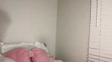 edeninthegarden Chaturbate Blonde Wet Shirt Show