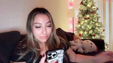 nicolelovesyou444 Chaturbate Flash Tits & Pussy in Doggy