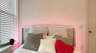 willoww888 18 Year Old Shower Wet Shirt Chaturbate