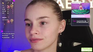 roxxxie_reid Dildo Ride Ass View Chaturbate