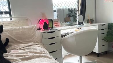 luvlivvyy Sexy Aussie Tease Ass in Lingerie Chaturbate