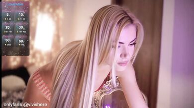 vivianishere Nude Strip Lingerie Change mfc