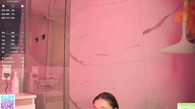 kusssecka Ticket Shower Cumshow Flash Pussy After Chaturbate