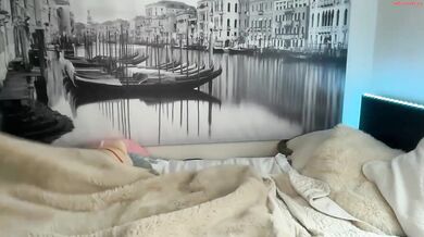 anyaa777 Wet Shirt Show Chaturbate