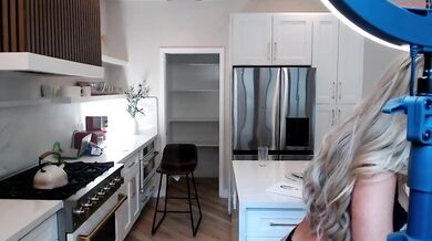 sadieeblake Nipslip Removing Paint From Boobs Chaturbate