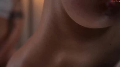 emyii BoyGirl Finger Pussy Squirt & Doggy Sex Chaturbate