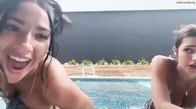 tessaxsloane Small Nipslip Stream with Friends Chaturbate