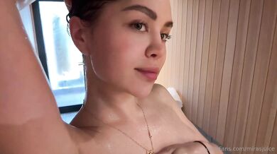Mirasjuice Live Nude Shower Show Onlyfans