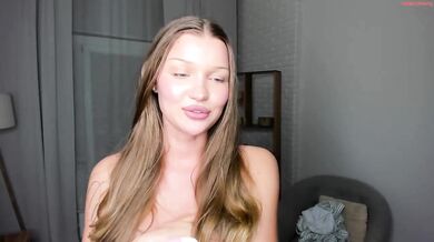 lizalucky Topless Tease Teen Chaturbate