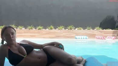 zoepriceee Outdoor Bikini Flash Tits Chaturbate