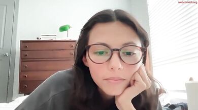 greasybangs Chaturbate Topless Strip Hairbra Tease