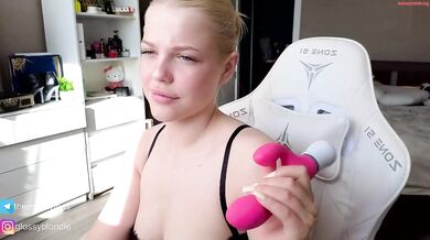 maya_blonde18 Chaturbate Dildo Ride Cumshow