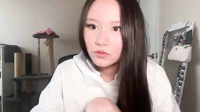 luvvivii Fingering Pussy Stripchat