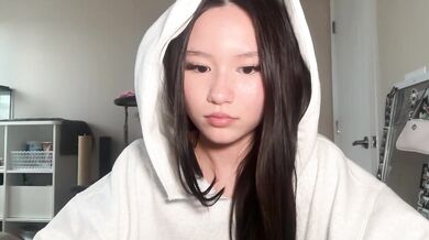 luvvivii Fingering Pussy Stripchat