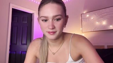 brianaboo Chaturbate Nude Tease Blonde