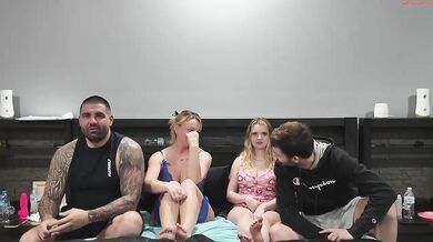 kjbennet Foursome Nude Strip Fingering Pussies Chaturbate