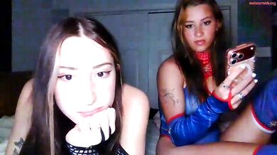 kyliiii Flash Tits & Pussy with Friend Chaturbate