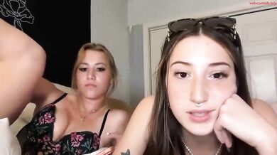kyliiii Nude Teen Friends Chaturbate