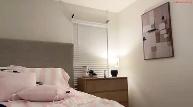 lilysummers21208 Topless Strip Jerking Dildo Chaturbate