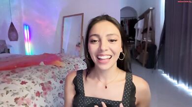 keirasworld Wet Shirt & Nude Tease in Towel Chaturbate