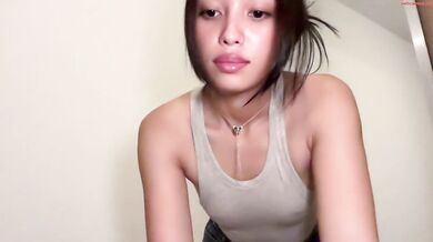 lily_bunnyy Chaturbate Flash Tits Stream