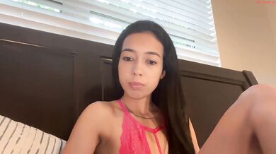 martinabebe Chaturbate Lingerie Ass & Tits Show