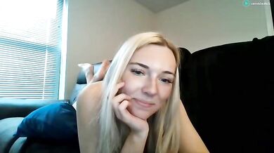 josiexmae Blonde Teen Fingering Pussy Chaturbate
