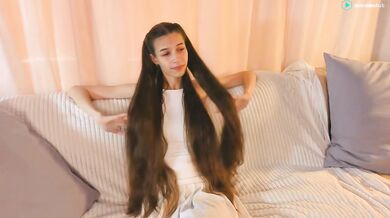 dianelawrence Braless in White Wet Shirt Chaturbate
