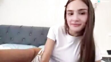 littlemia19 Nipslips & Wet Shirt Show Chaturbate