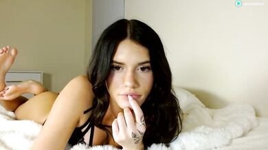 sofieharperr Chaturbate 18 Year Old Handbra Nipslip