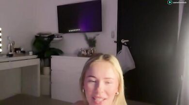 eliannaaa Chaturbate Petite Blonde Teen Show Underwear