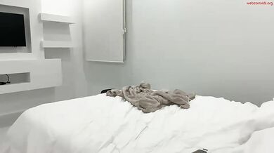 avaowensxo Shake Tits Topless & Bend Over Ass In Thong Chaturbate