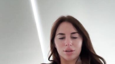 oliviabrookess Nipples Half Out Chaturbate