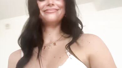 katekinley Shower with Friend Chaturbate