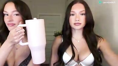 brookexmatthews Chaturbate Topless Strip Friend Help with Handbra