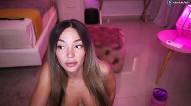 fantasystudiox Squirt Cum with Dildo Chaturbate