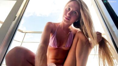 gracieladismang Chaturbate Dance On Balcony In Bikini & Show Cameltoe