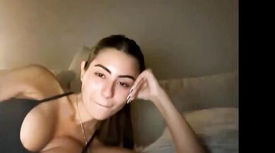 siennaavalee Chaturbate Brunette With Big Tits